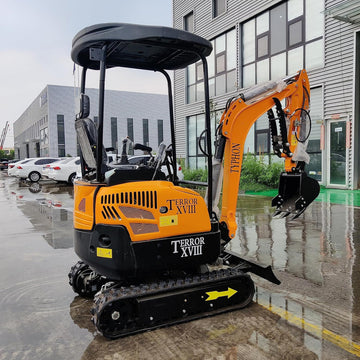 Mini-pelle TERROR XVIII de 4 000 lb (environ 1 814 kg) avec moteur diesel Kubota D902 certifié EPA