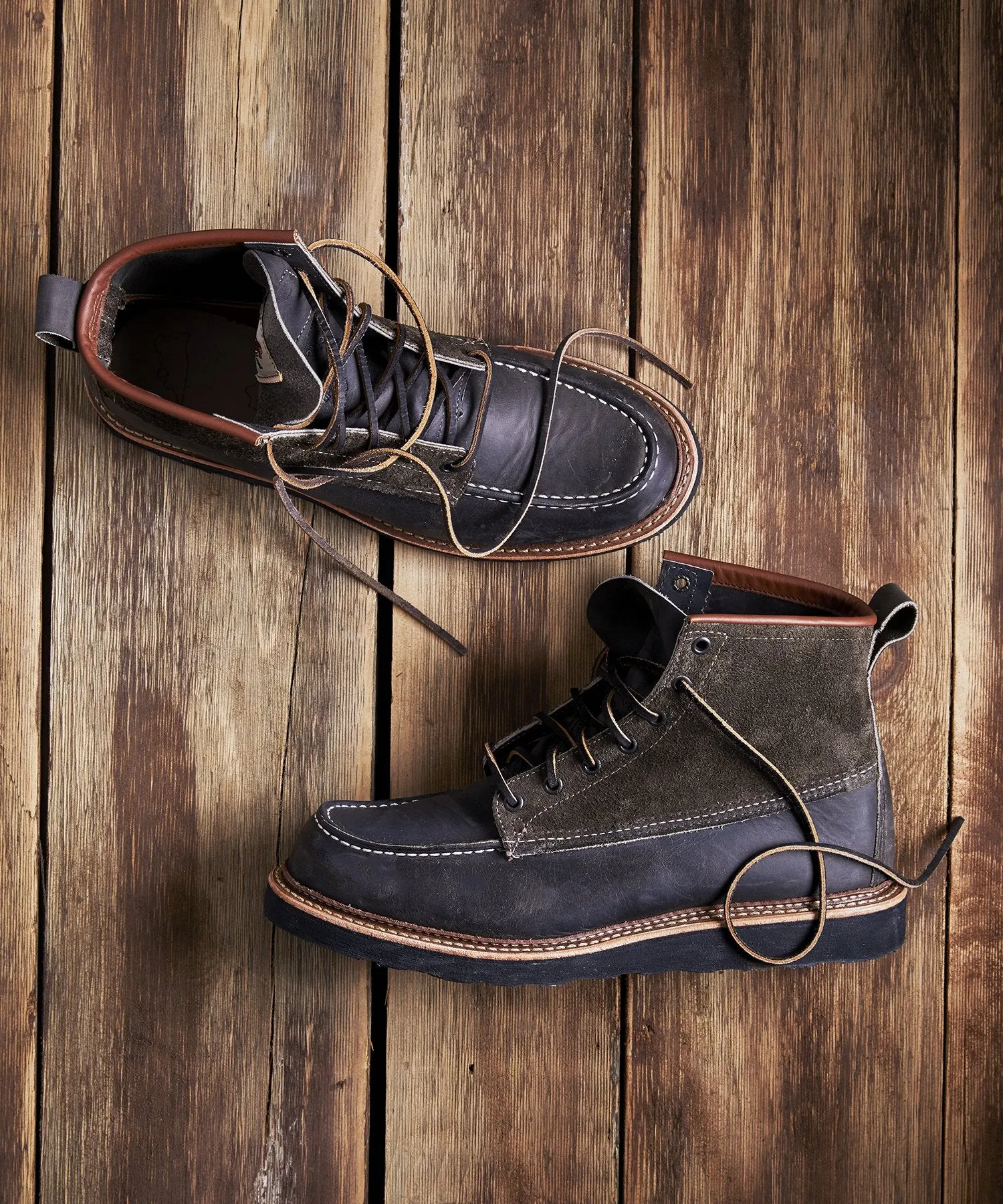 Exclusive Red Wing X Todd Snyder Moc Toe Boot in Charcoal